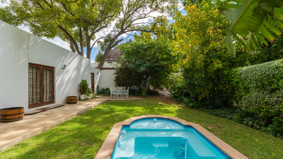 5 Bedroom Property for Sale in Worcester Western Cape
